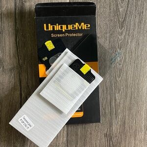 UniqueMe Screen Protector